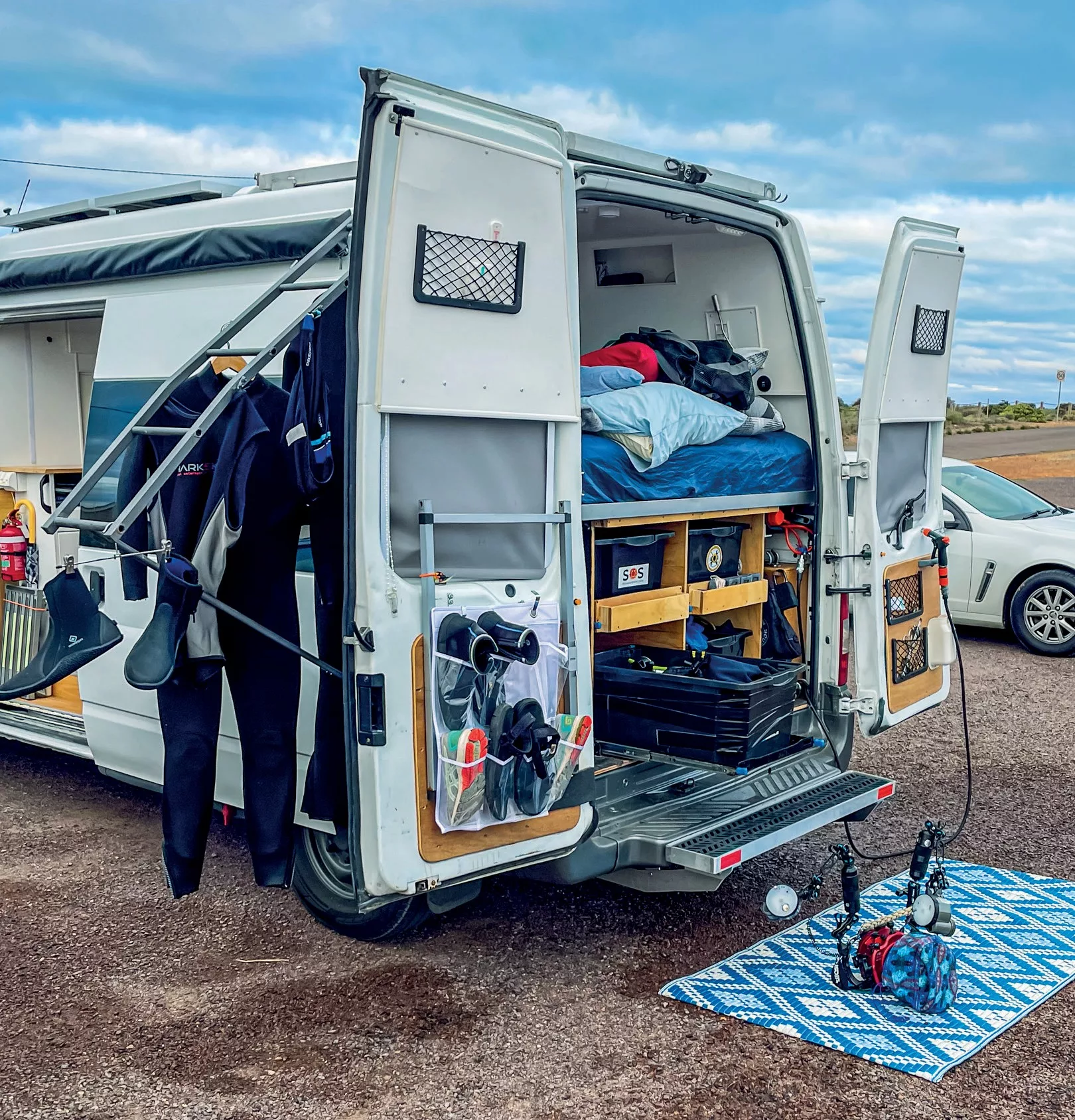 Marcia’s dive van
© Russell Charters