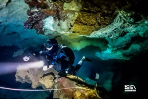 Cave-diving (DAN Europe)