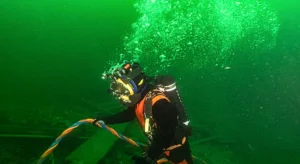 Diver at the wreck-site (Swedish Armed Forces)