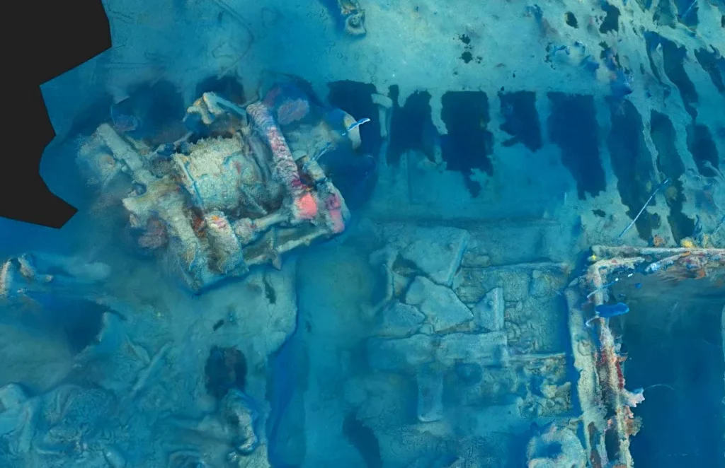 Crane-winch in hold 2 (Evan Kovacs, Marine Imaging Technologies, LLC)