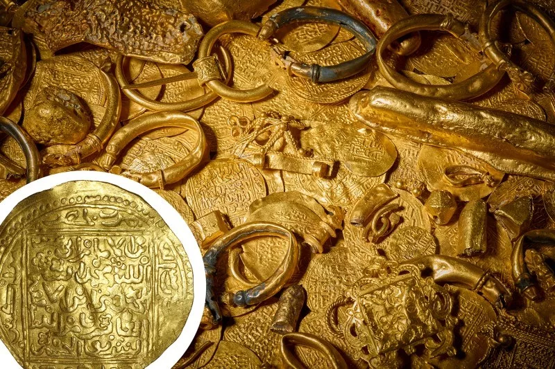 Gold from the Dom van Keulen (British Museum)