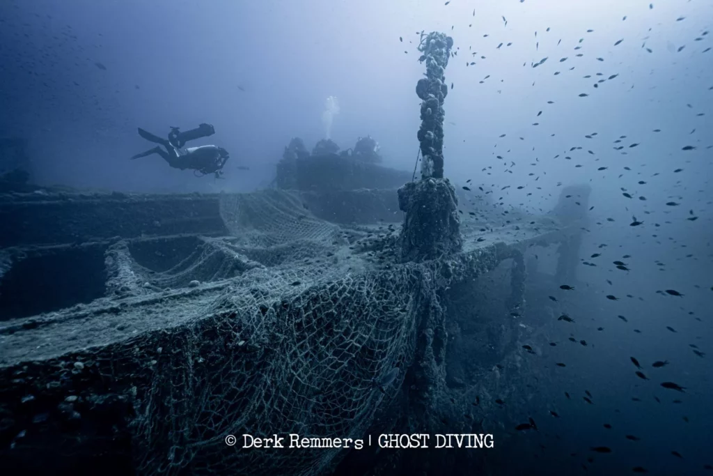 Ghost-divers capture first Med u/w white shark footage 4 Ghost-nets on the wreck