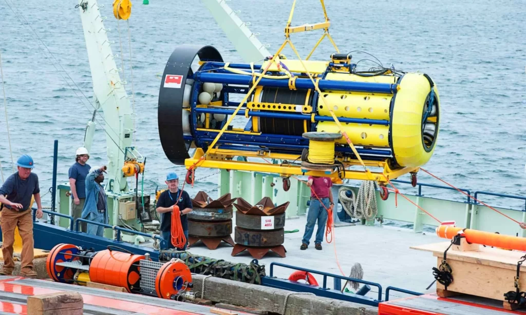 Deploying an ROV (NSF)