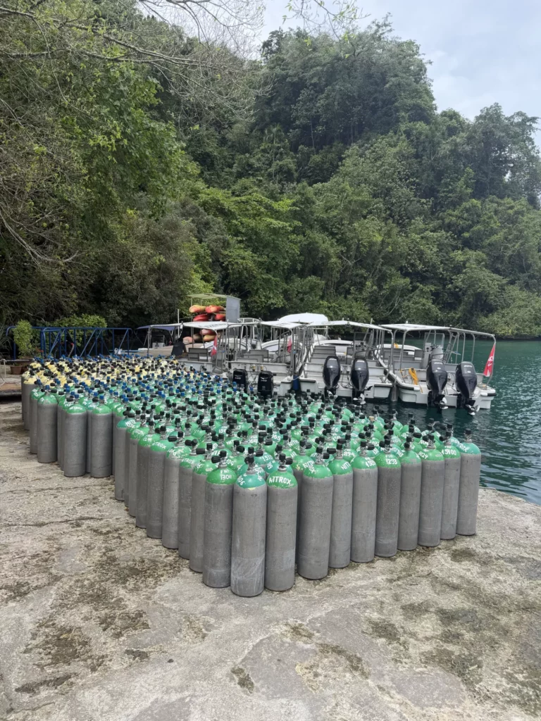 SPUMS26 Logistics for over a 100 divers every day managed by Fish nFins