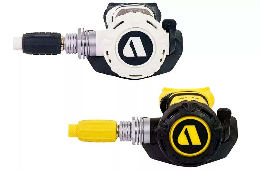 Apeks XL4+ regulator and octopus