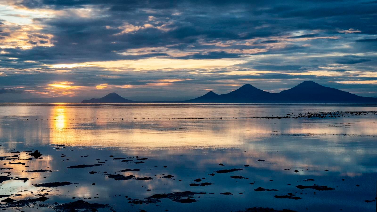 Kimbe Bay Surnrise