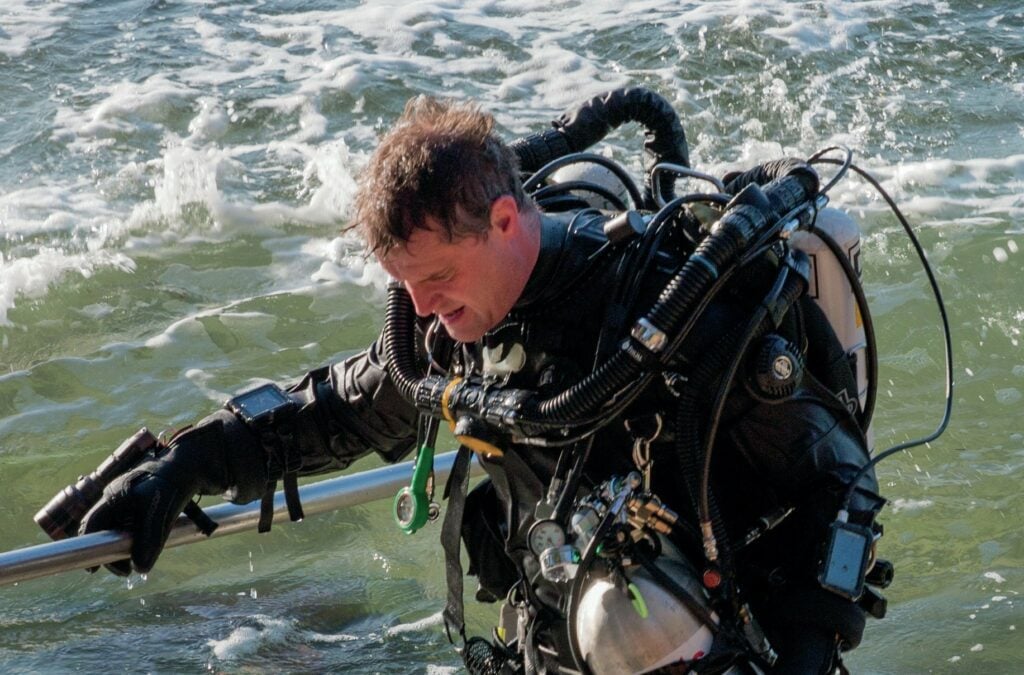 Scuba diver returning from a dive