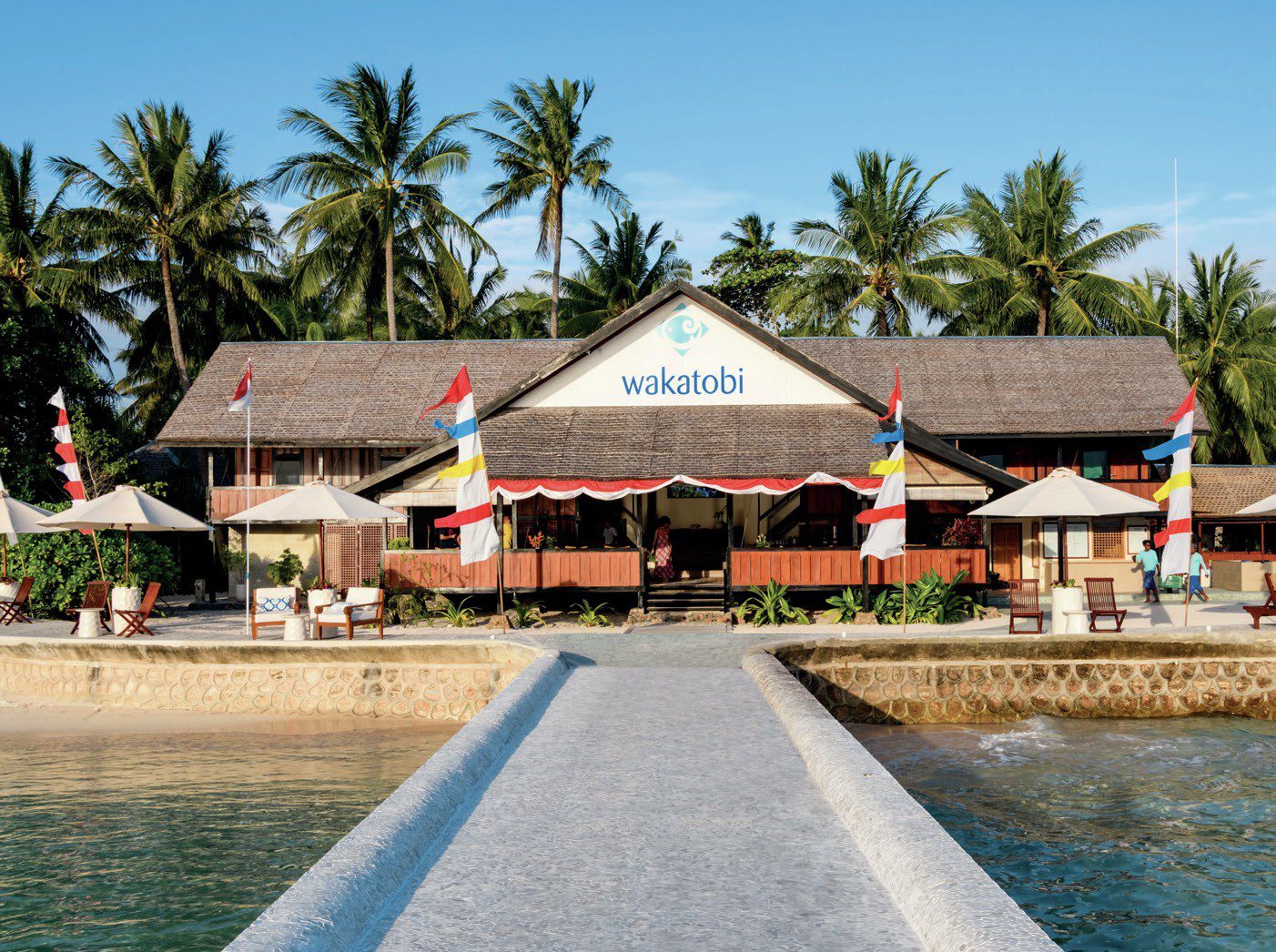 The Wakatobi Experience: Diving Pristine Reefs in Indonesia’s Banda Sea 2 Wakatobi’s Collaborative Reef Conservation Programme, created in 1997, is one of the world’s largest privately funded marine protected areas.