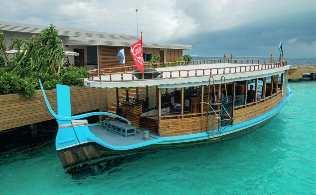 Diving Raa Atoll: Exploring Alila Kothaifaru and Its Hidden Thilas 3 Dhoni dive boat